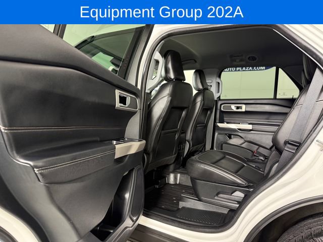 Used 2023 Ford Explorer XLT w/ Equipment Group 202A image 13