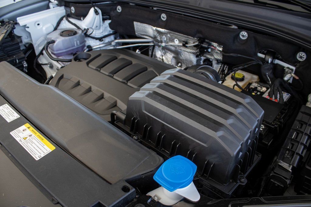 New 2025 Volkswagen Atlas Cross Sport SEL R-Line AWD/4WD image 29