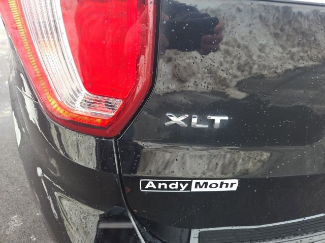 Used 2018 Ford Explorer XLT w/ Equipment Group 202A image 11