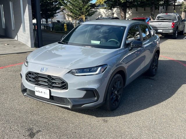 Used 2025 Honda HR-V Sport image 3