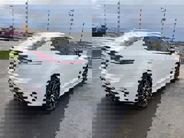 Used 2023 Kia Stinger GT-Line video 3