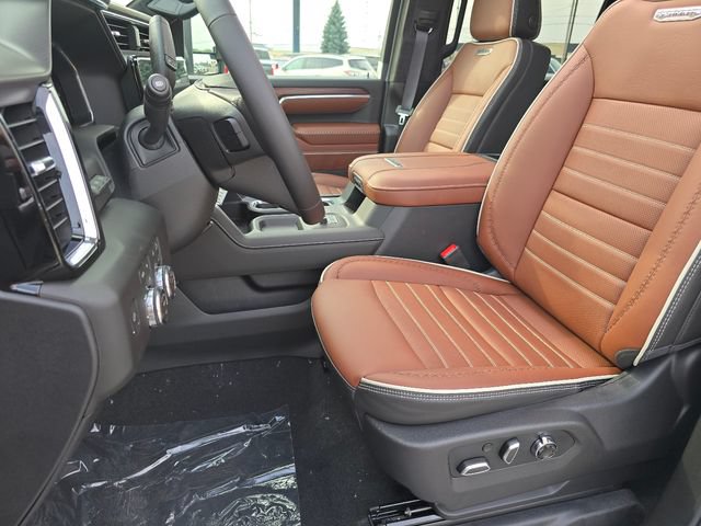 New 2026 GMC Sierra 3500 Denali Ultimate AWD/4WD image 24