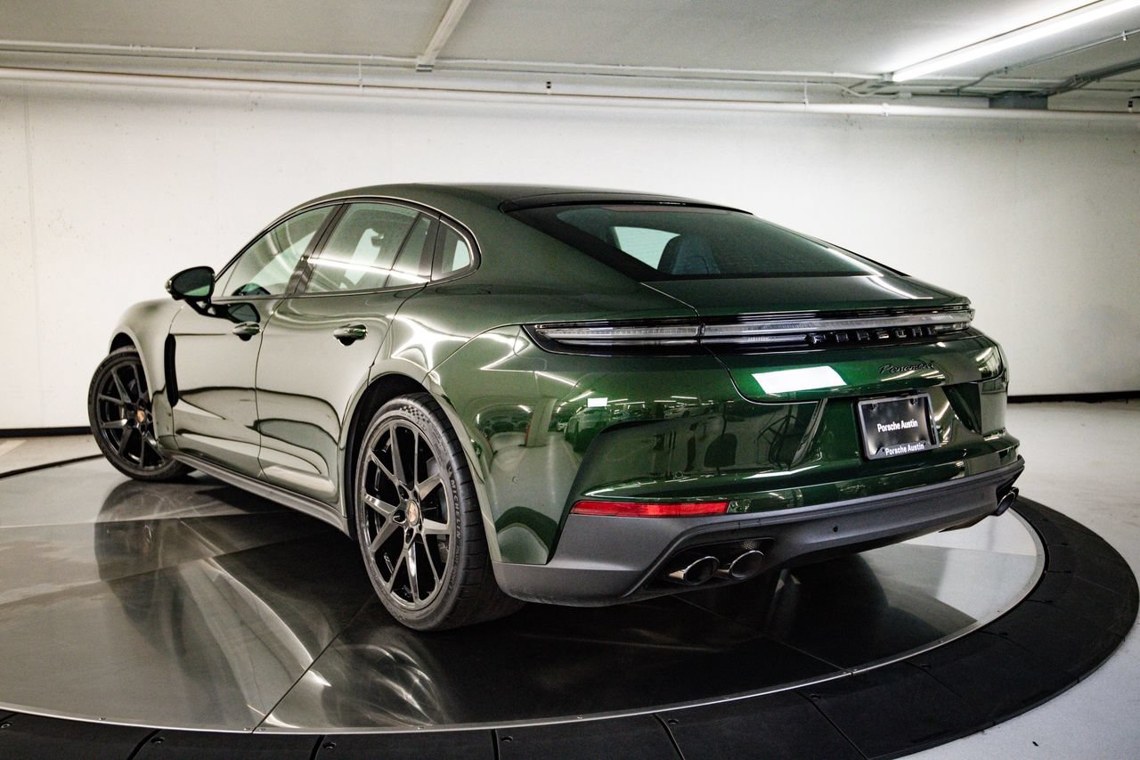 Certified 2025 Porsche Panamera image 3