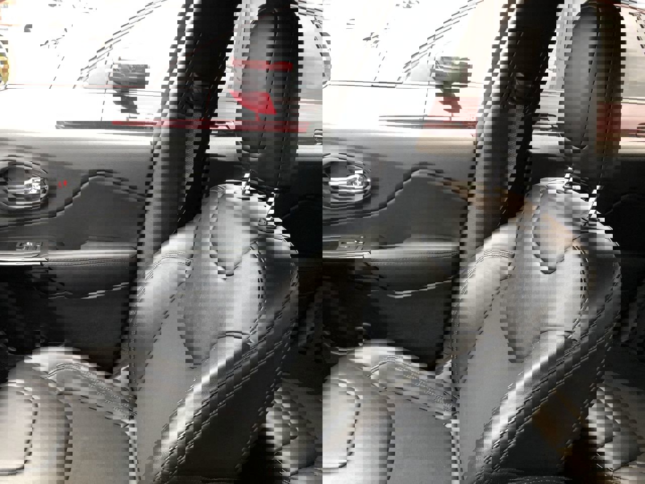 Used 2020 Jeep Cherokee Latitude Plus image 23