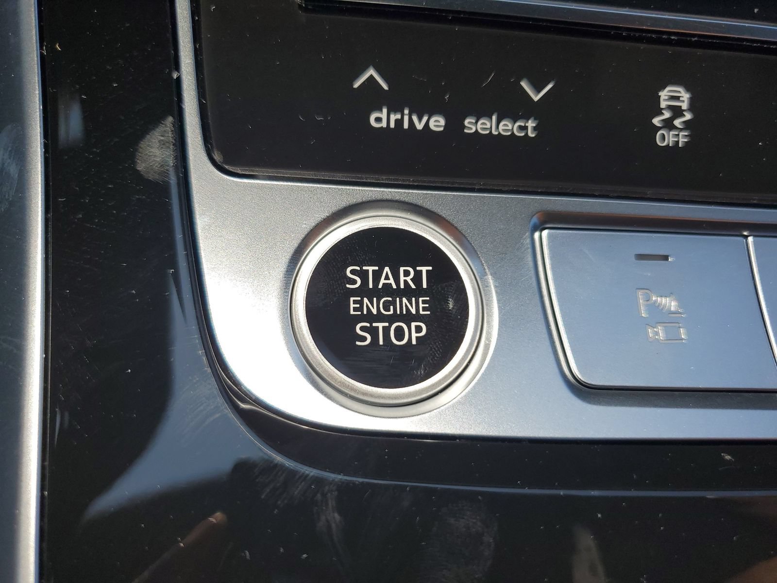 New 2026 Audi Q8 Premium Plus AWD/4WD image 28