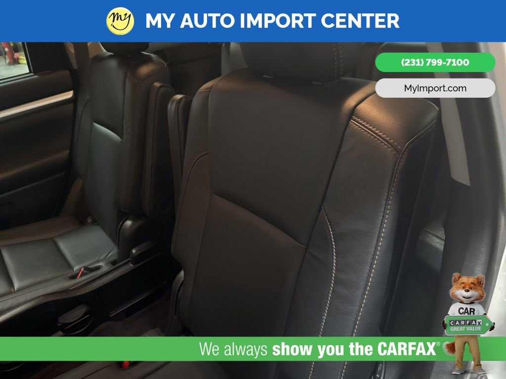 Used 2017 Toyota Highlander XLE image 25