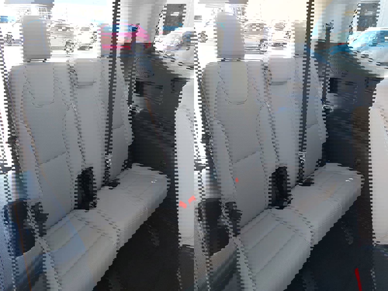 Used 2022 Kia Telluride EX w/ EX Premium Package image 13