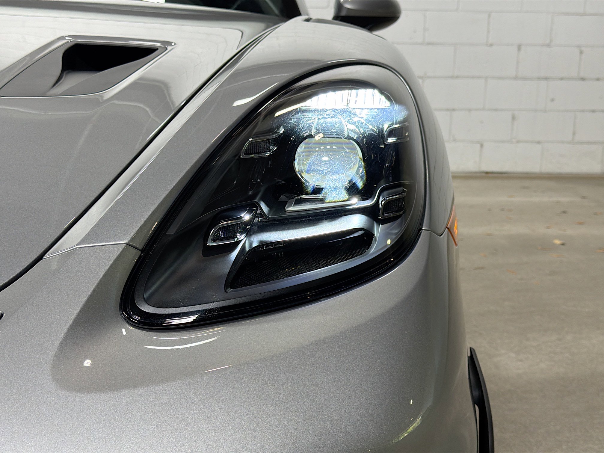 Used 2025 Porsche 718 Cayman GT4 RS w/ Chrono Package RWD image 10