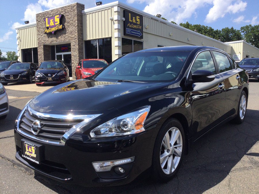 Used 2015 Nissan Altima 2.5 SL w/ Technology Package