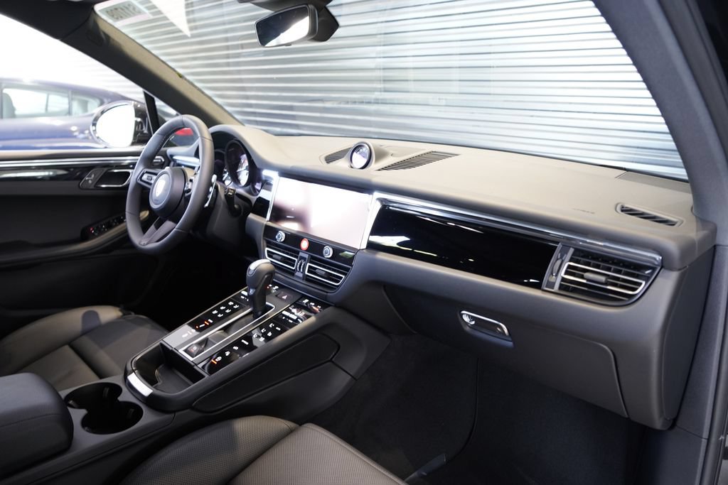 New 2026 Porsche Macan S AWD/4WD image 20