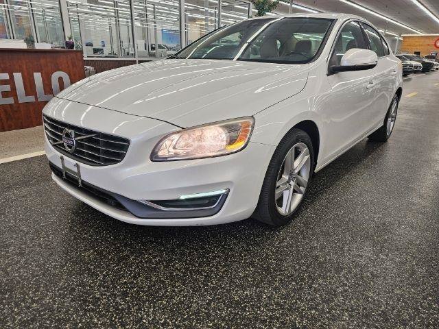 Used 2015 Volvo S60 T5 Premier Plus AWD/4WD video 1