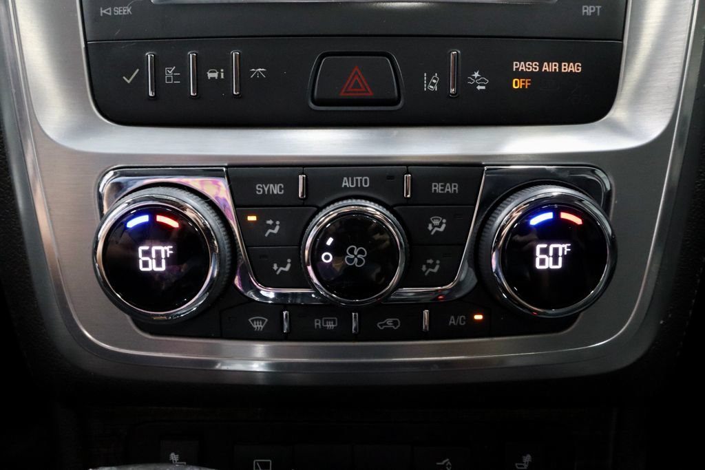 Used 2016 GMC Acadia SLT w/ Open Road Package FWD image 31