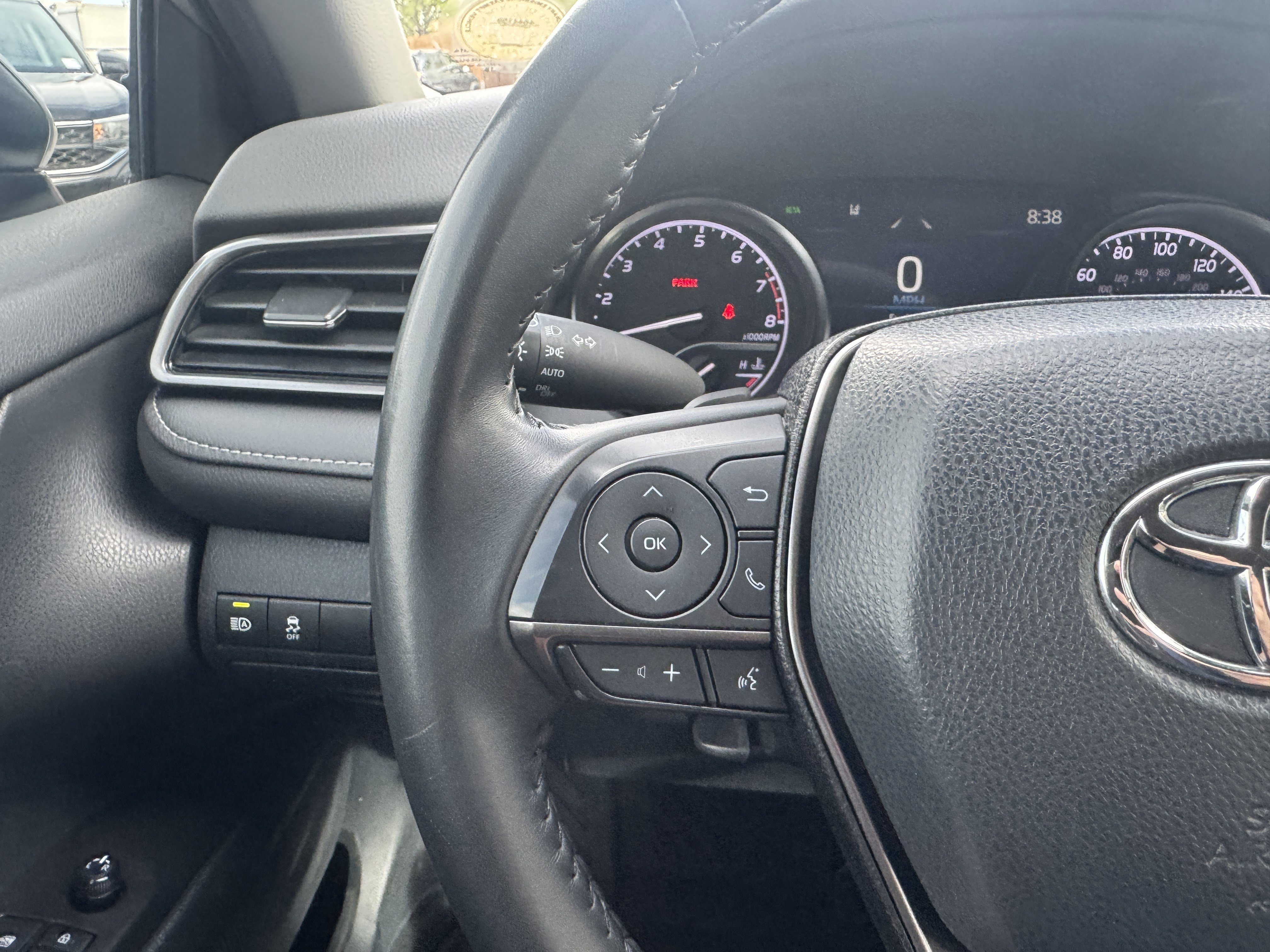 Used 2024 Toyota Camry SE image 22