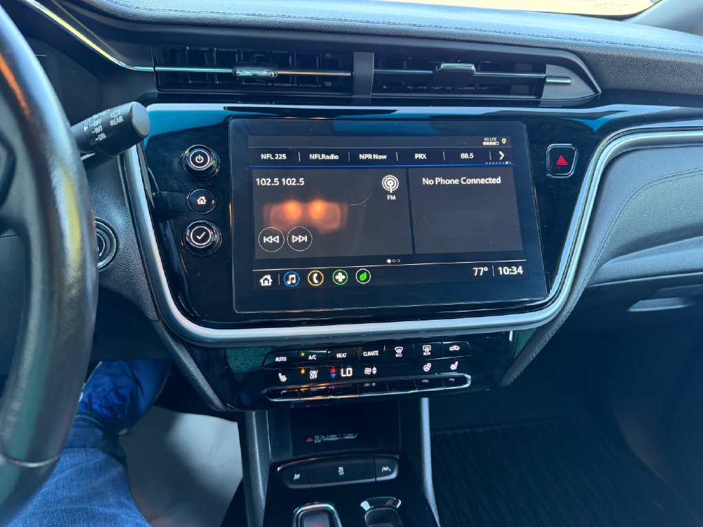 Used 2023 Chevrolet Bolt LT w/ Infotainment Package FWD image 25