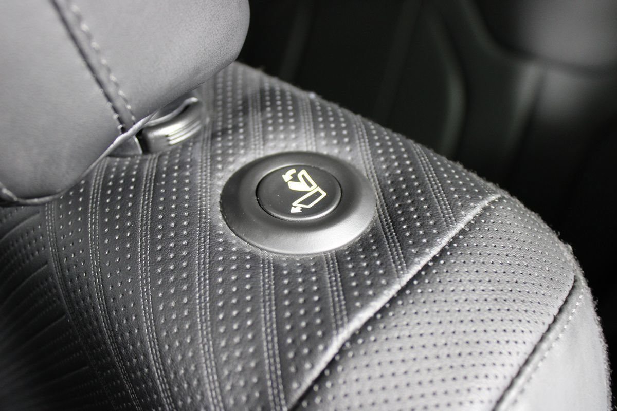 Used 2025 Hyundai Palisade SEL FWD image 30