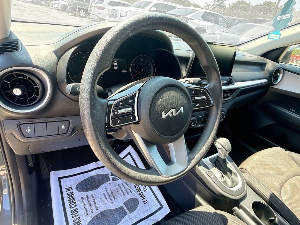 Used 2024 Kia Forte LX FWD image 12