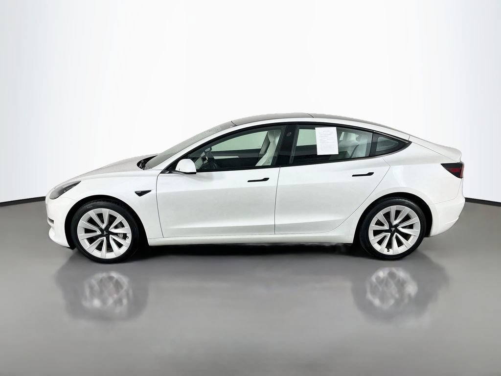 Used 2023 Tesla Model 3 Standard Range RWD image 5