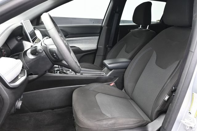 Used 2025 Jeep Compass Sport AWD/4WD image 23