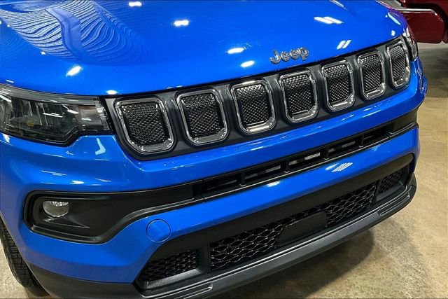 Used 2022 Jeep Compass Latitude AWD/4WD image 30