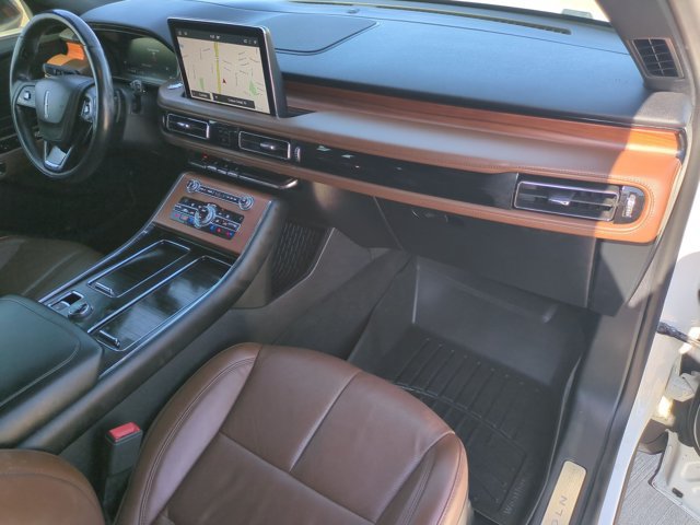 Used 2020 Lincoln Aviator Reserve w/ Equipment Group 201A RWD image 23