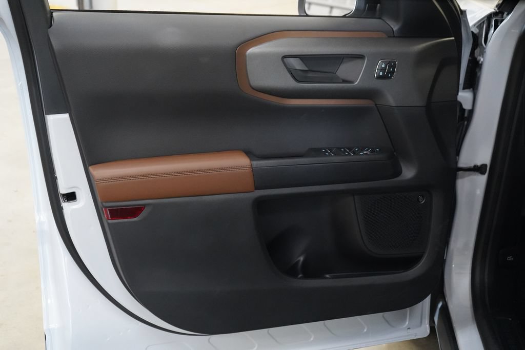 New 2026 Ford Bronco Sport Outer Banks w/ Outer Banks Tech Package+ AWD/4WD image 16