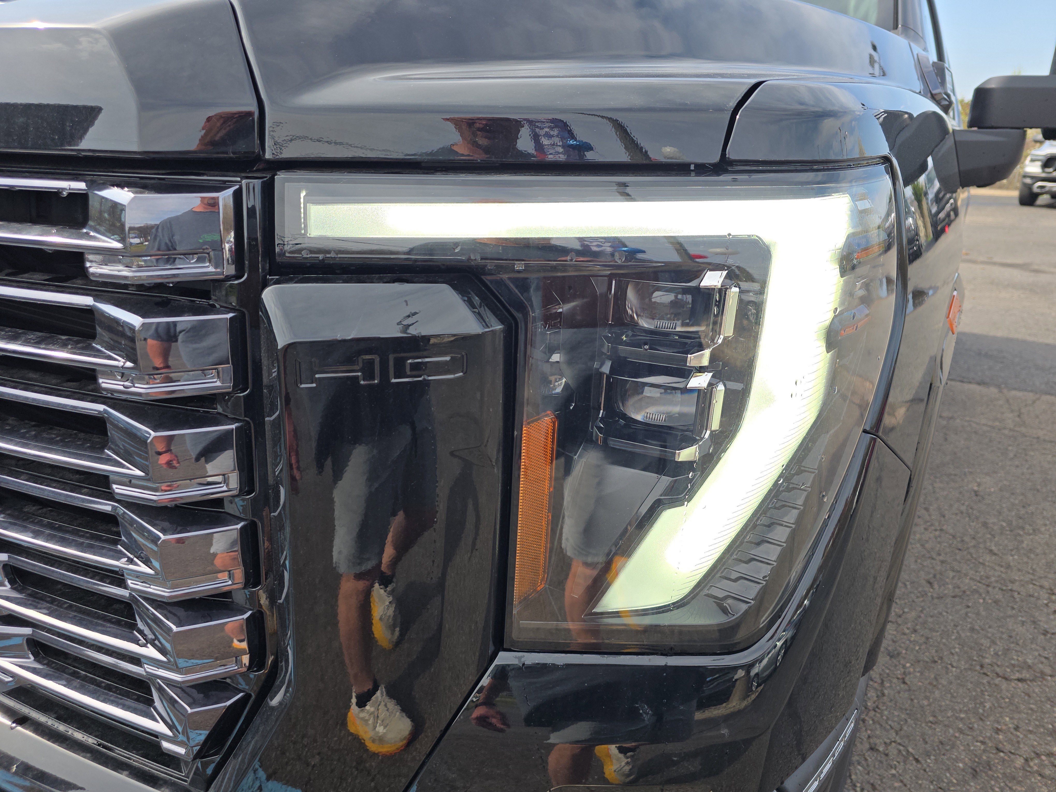 New 2026 GMC Sierra 2500 Denali Ultimate image 10