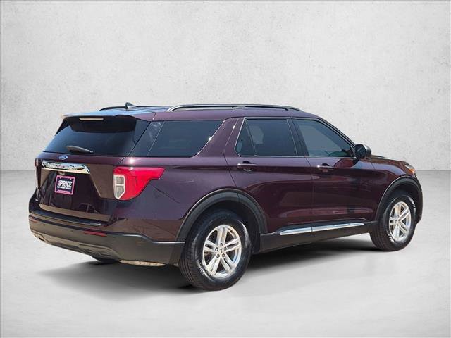 Certified 2023 Ford Explorer XLT RWD image 5