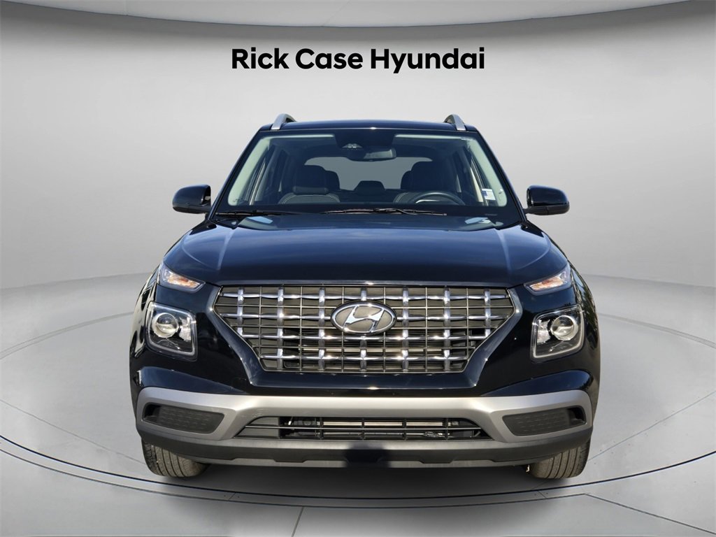 Certified 2024 Hyundai Venue SEL image 5