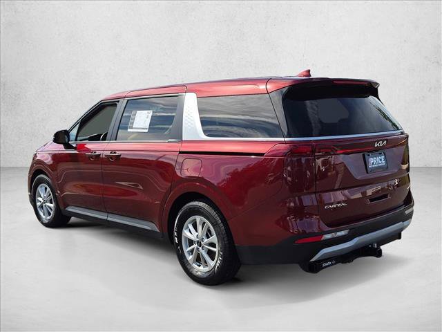 Used 2024 Kia Carnival LX FWD image 8