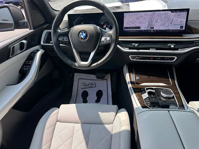 Certified 2024 BMW X5 xDrive40i w/ Premium Package image 24