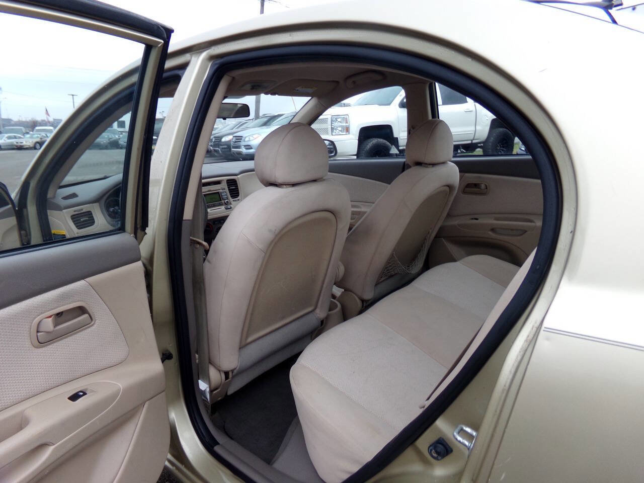 Used 2009 Kia Rio LX w/ PWR Pkg image 13