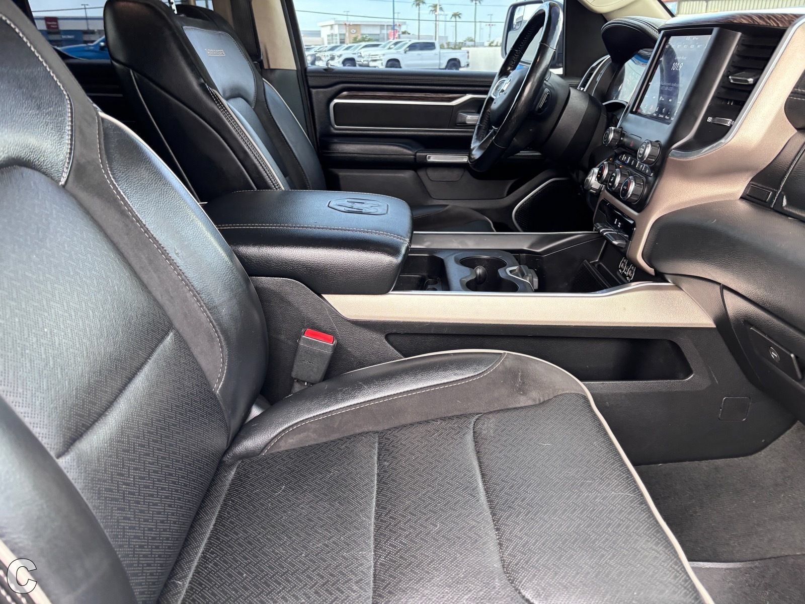 Used 2020 RAM 1500 Laramie RWD image 12