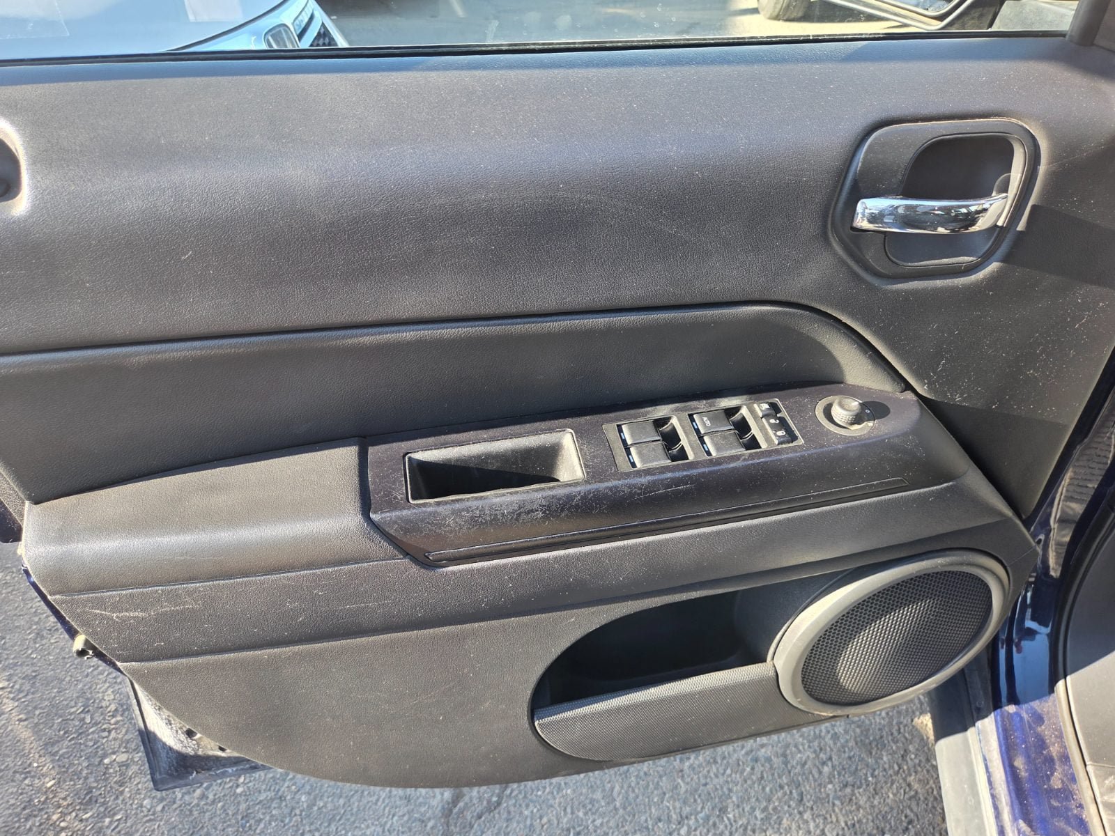 Used 2015 Jeep Patriot Sport w/ Power Value Group FWD image 6