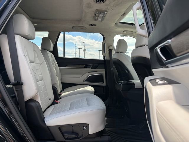 Used 2021 Kia Telluride SX w/ SX Prestige Package image 17