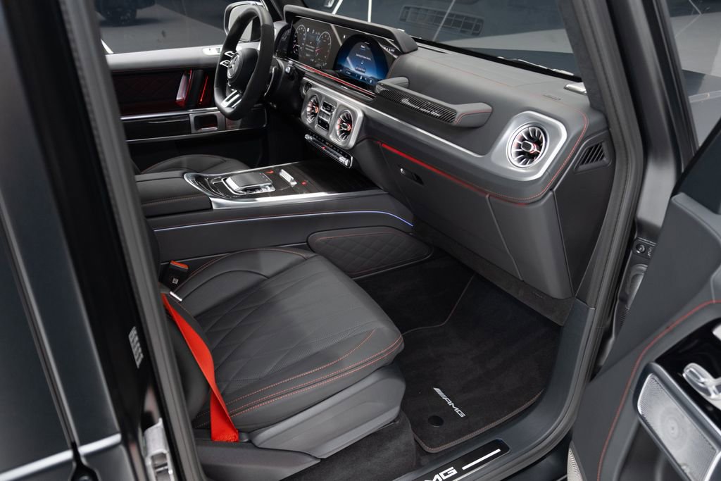 Used 2025 Mercedes-Benz G 63 AMG 4MATIC image 38