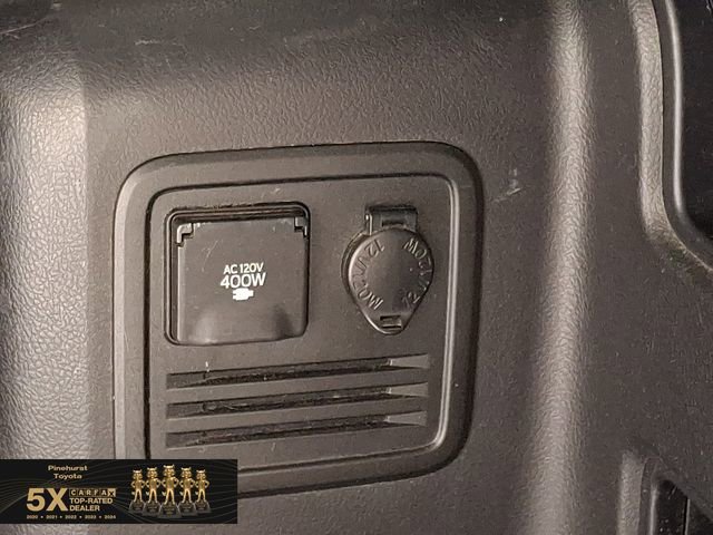 Used 2014 Toyota 4Runner SR5 AWD/4WD image 35