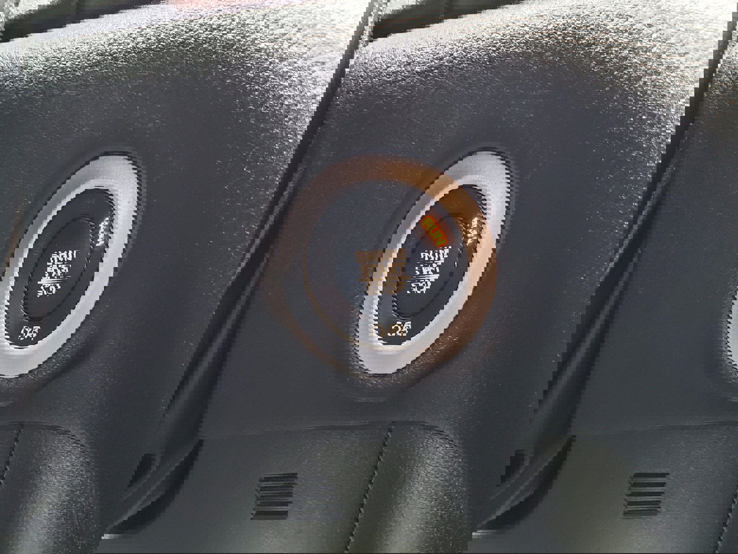 Used 2019 Chrysler Pacifica Limited w/ Tire & Wheel Group image 22