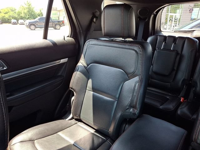 Used 2016 Ford Explorer Sport w/ Equipment Group 401A AWD/4WD image 18
