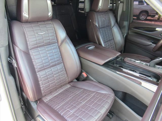 Certified 2023 Cadillac Escalade Sport Platinum AWD/4WD image 10