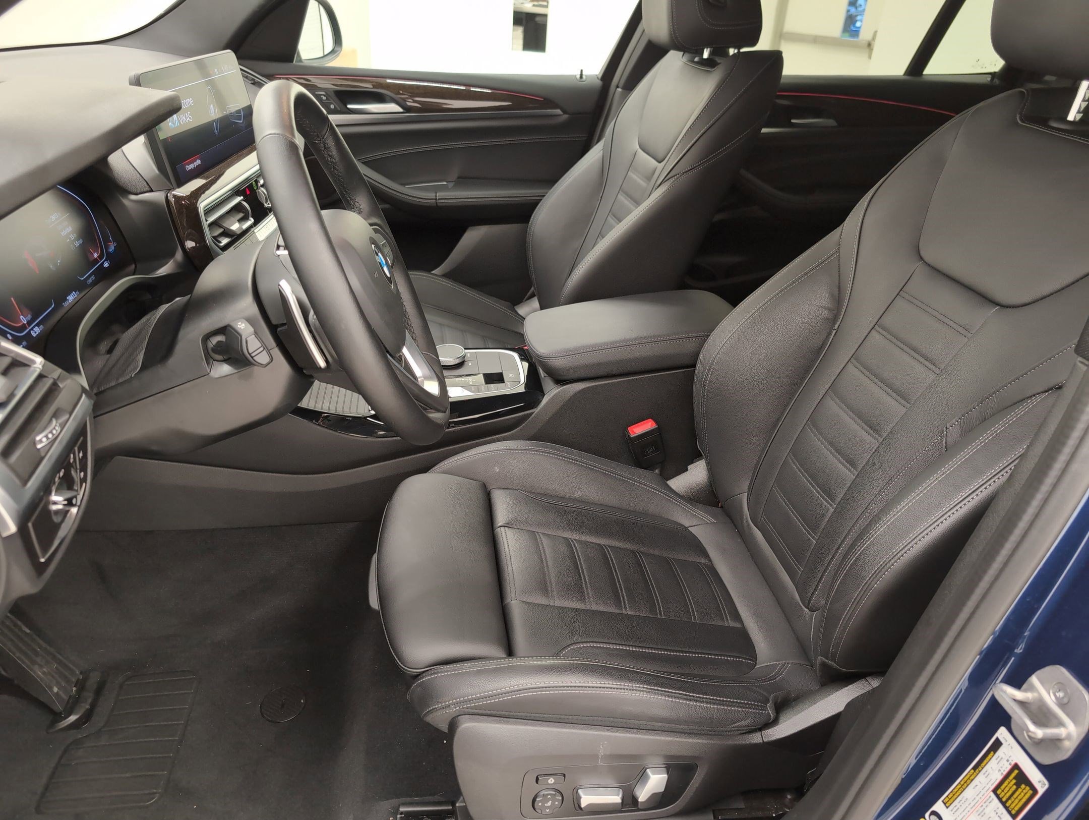 Certified 2022 BMW X3 sDrive30i w/ Premium Package 2 image 5