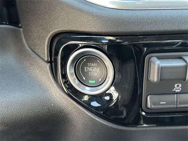 Used 2026 GMC Sierra 1500 Elevation w/ LPO, Elevation Black Package image 16