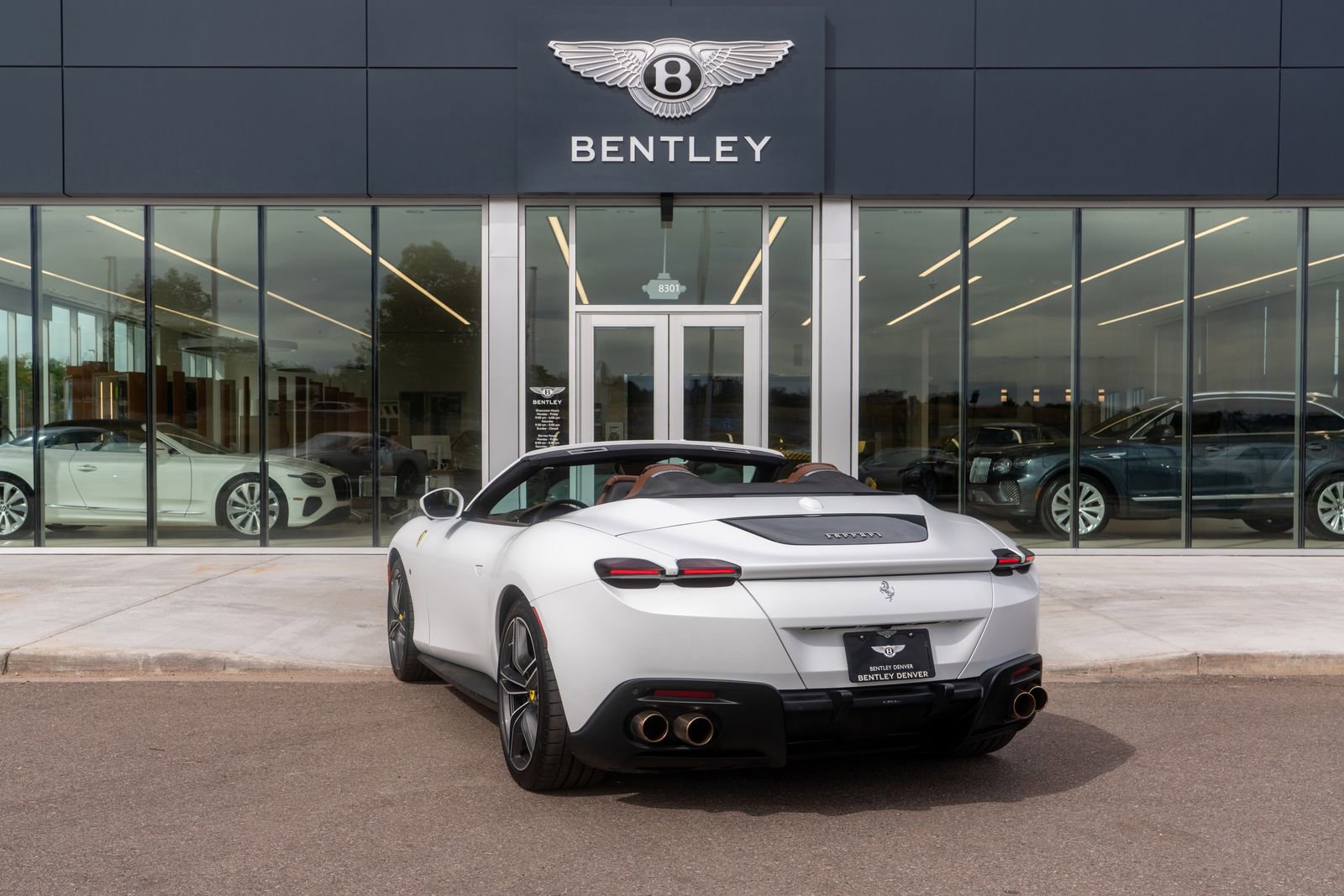 Used 2024 Ferrari Roma Spider image 13