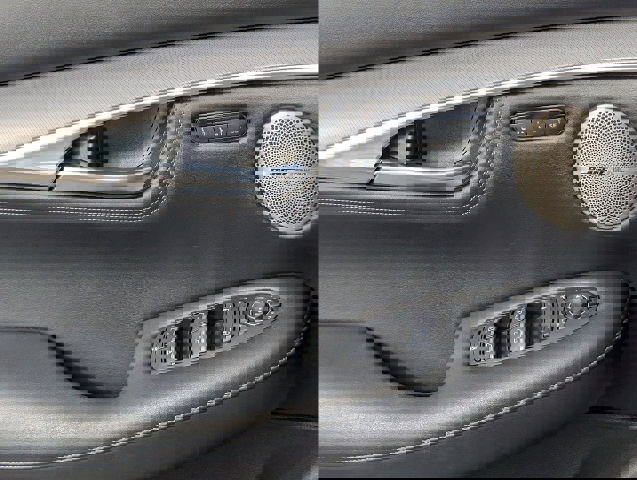 Used 2023 INFINITI QX55 Essential image 26