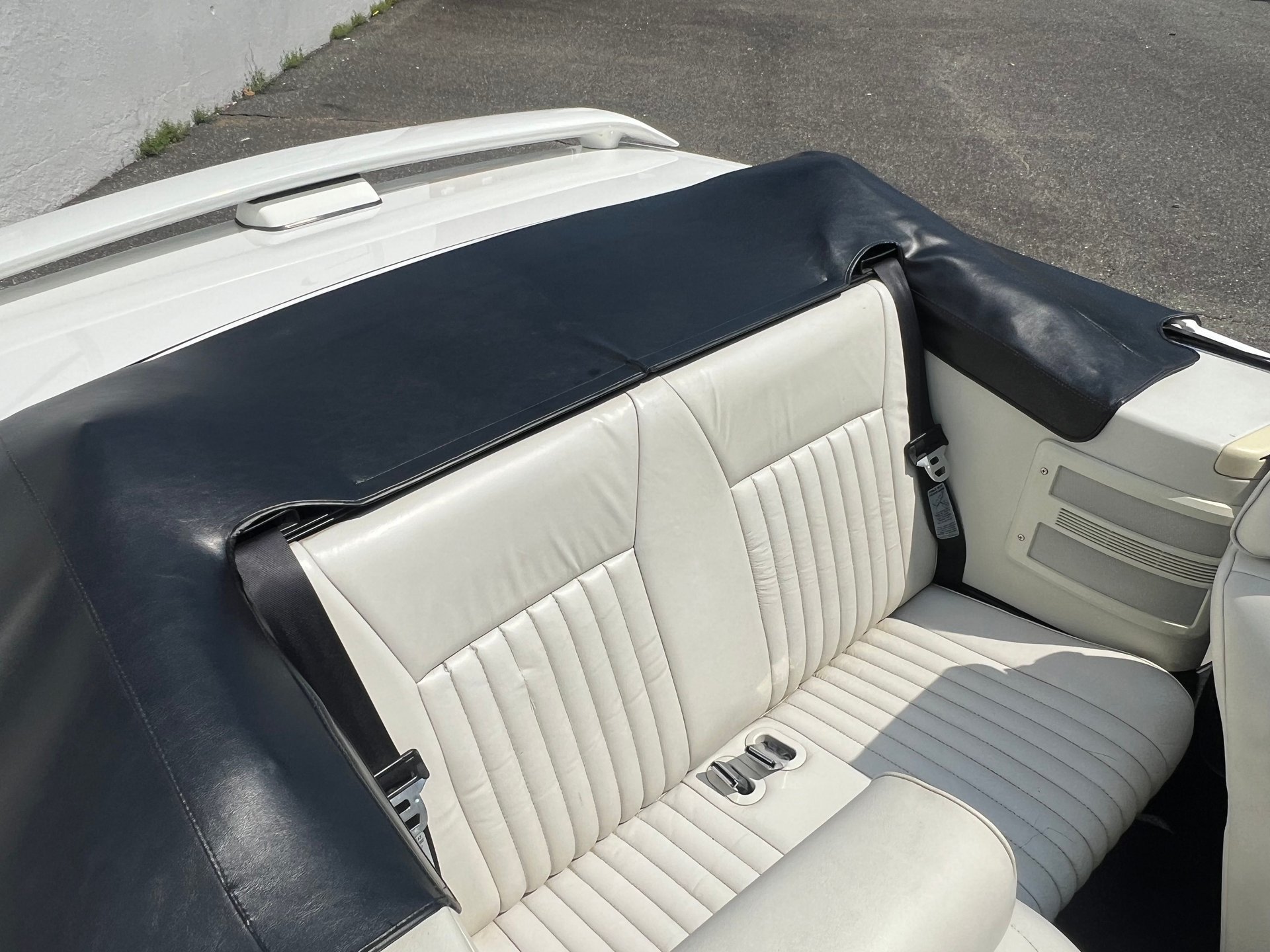 Used 1993 Ford Mustang LX RWD image 28