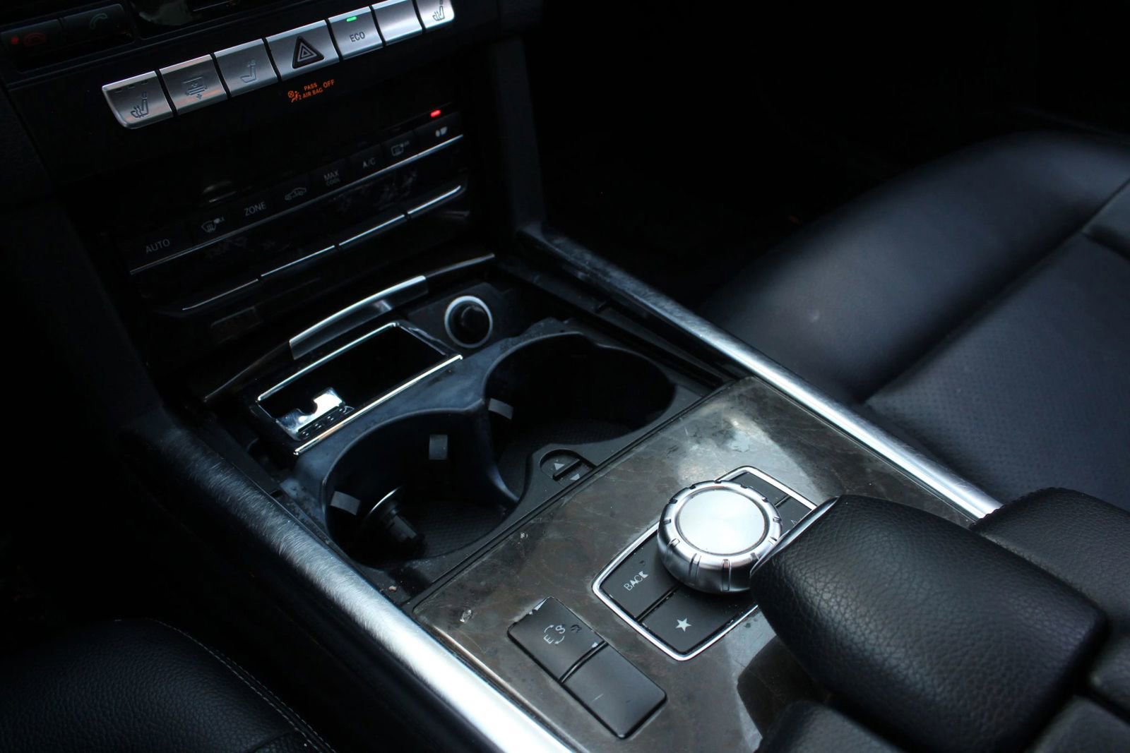 Used 2014 Mercedes-Benz E 350 4MATIC Sedan w/ Premium 1 Package image 34