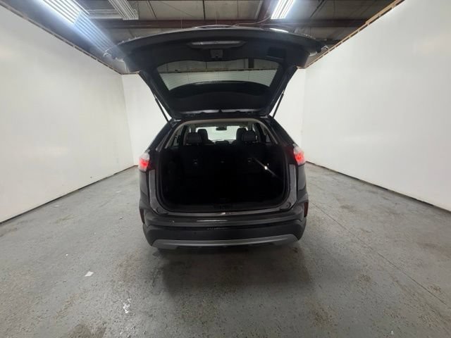 Used 2024 Ford Edge SEL AWD/4WD image 9