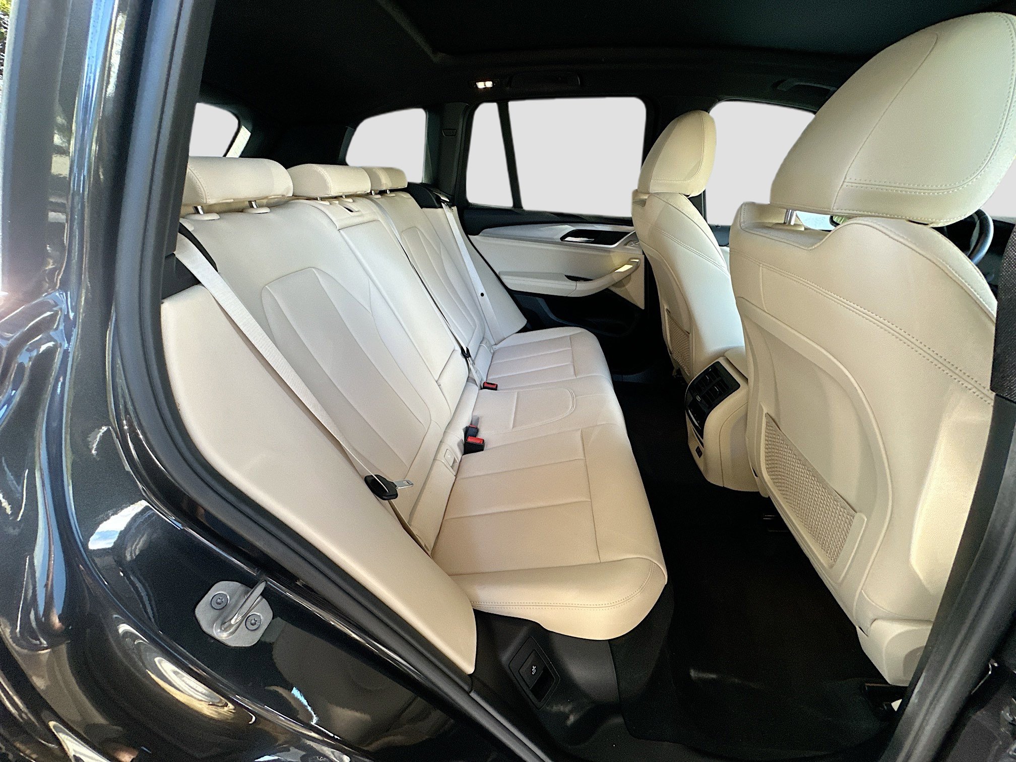 Used 2021 BMW X3 xDrive30e w/ Convenience Package image 27