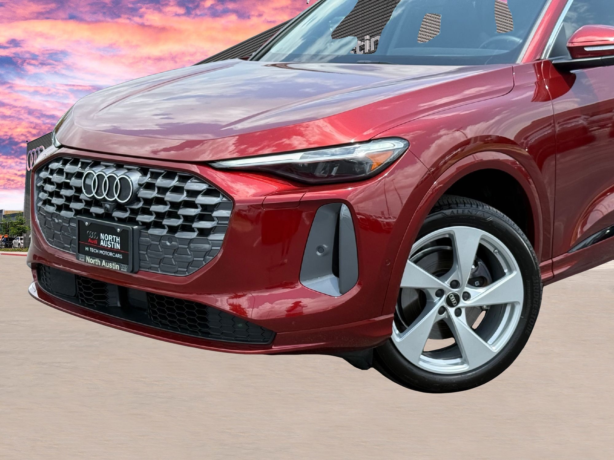 Certified 2025 Audi Q5 Premium w/ Premium Plus AWD/4WD image 2