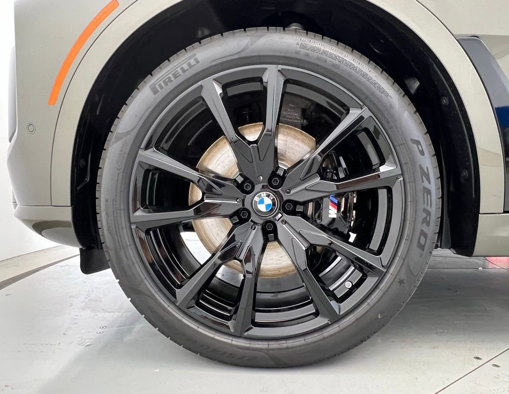 New 2026 BMW X7 xDrive40i w/ M Sport Package image 24