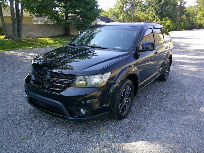Used 2019 Dodge Journey SE w/ Connectivity Group FWD image 1